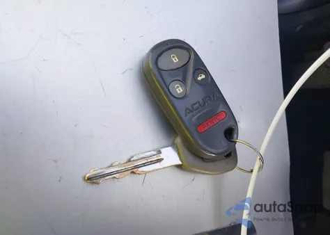 2000 Acura Rl 3.5 z USA, uszkodzony, nr VIN JH4KA9656YC011476